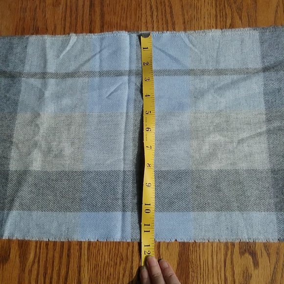 NWT Grey & Cornflower Blue Plaid Wool Blend Scarf - Picture 8 of 10